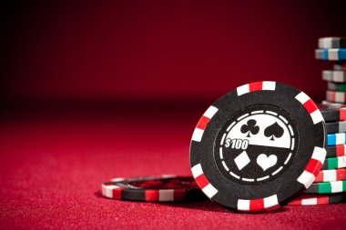 xsmn app interface showing football markets and live dealer tables