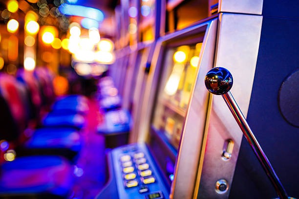 Live dealer table with multiple camera angles and live chat